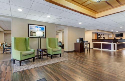 Herndon Hotel | Budget-Friendly Comfort Inn Herndon-Reston with Breakfast