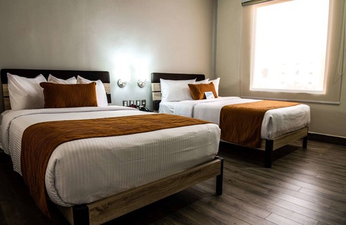 Irapuato Hotel | Inviting Comfort Inn Irapuato: Top Amenities Await You