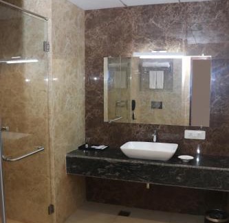 Lakhimpur Hotel | Comfort Inn Lakhimpur: Cozy Stay with Breakfast & Dining