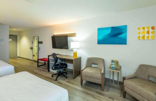 Mont-Laurier Hotel | Relax at Comfort Inn Mont Laurier with Spa & Dining Options