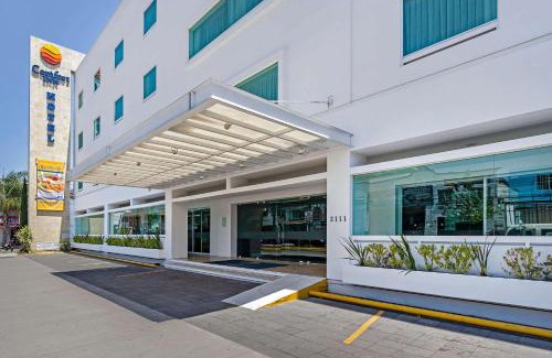 Morelia Hotel | Welcoming Comfort Inn Morelia: Family-Friendly Amenities