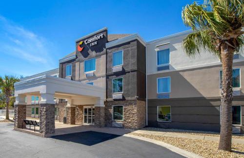 Windy Hill Hotel | Family-Friendly Comfort Inn N Myrtle Beach with Pool Access