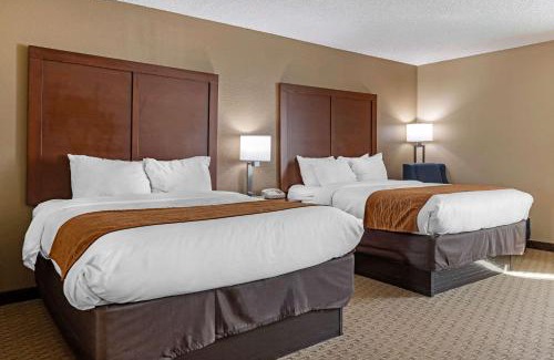 Windy Hill Hotel | Family-Friendly Comfort Inn N Myrtle Beach with Pool Access
