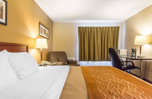 New Glasgow Hotel | Comfort Inn New Glasgow: Family-Friendly Stay with Dining