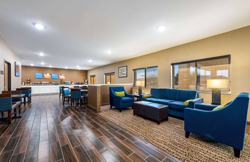Onalaska Hotel | Comfort Inn Onalaska - Ideal Getaway in La Crosse Area