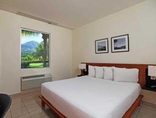 La Union Hotel | Discover Comfort Inn Real La Union: Family-Friendly Retreat
