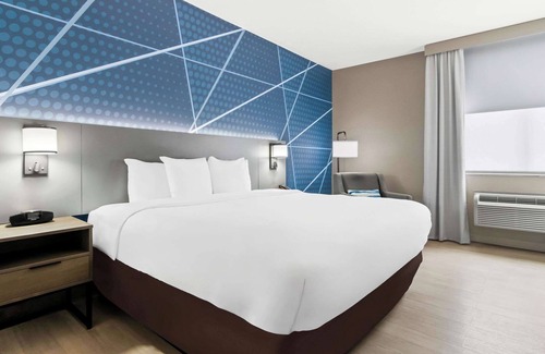 Schererville Hotel | Convenient Comfort Inn Schererville: Family-Friendly Stay