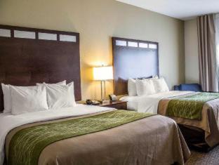 Barton Hotel | Comfort Inn: Eco-Friendly Stay with Hot Tub & Breakfast