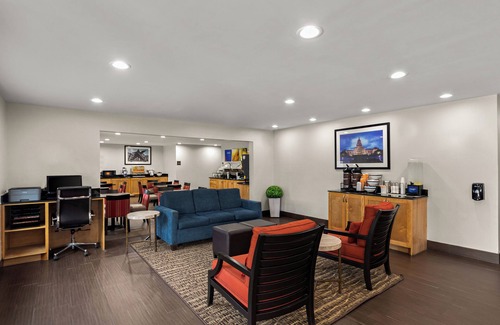 St. Johns Hotel | Accessible Comfort Inn & Suites with Spa and Breakfast