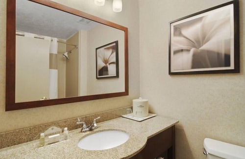 Columbus Hotel | Convenient Stay at Comfort Inn & Suites Columbus North