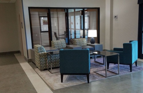 Columbus Hotel | Convenient Stay at Comfort Inn & Suites Columbus North