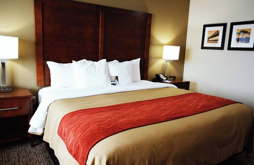 Covington Hotel | Eco-Friendly Comfort Inn & Suites Covington with Pool Access