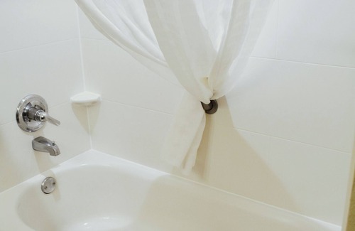 Covington Hotel | Eco-Friendly Comfort Inn & Suites Covington with Pool Access
