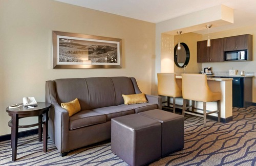 Great Falls Hotel | Top-Rated Comfort Inn & Suites Market - Airport Awaits You