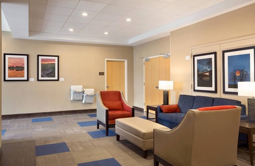 Downtown Little Rock Hotel | Relaxing Stay at Comfort Inn & Suites Presidential