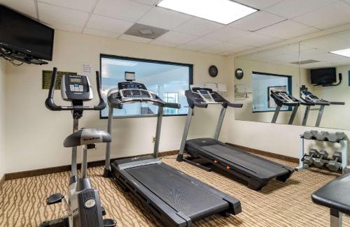 Suwanee Hotel | Family-Friendly Comfort Inn & Suites Suwanee - Sugarloaf