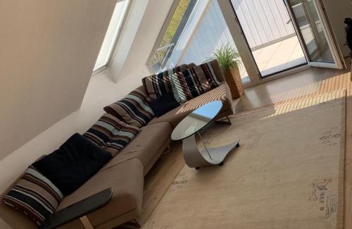 Region Hannover District Apartment | Top-Rated Comfort Lodging Stueckenfeld with Ocean Views