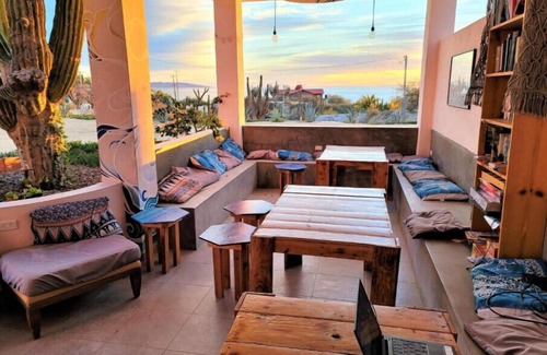 La Ventana Apartment | Comfort Queen Room: Cozy Stay with Two Beds & Pet Friendly