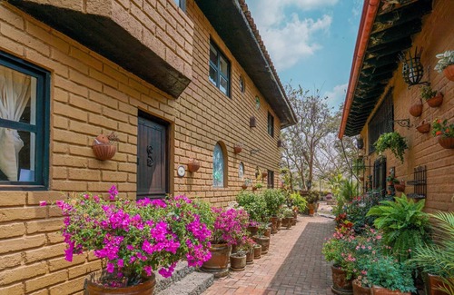 Tepoztlan House | Comfort & Serenity beneath the mountains of Tepoz