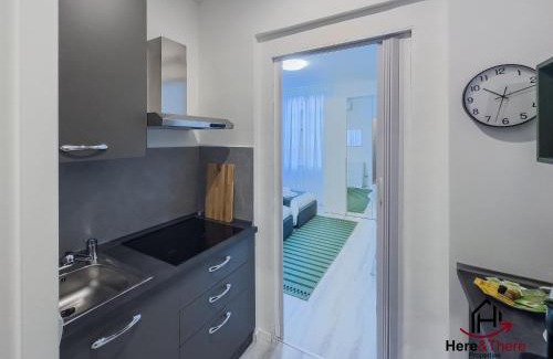 Sestri Ponente Apartment | Comfort Suite: Family-Friendly Retreat Minutes from Disney+