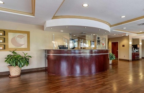 St. Martin Hotel | Enjoy Ocean View Comfort at Suites Biloxi/Ocean Springs