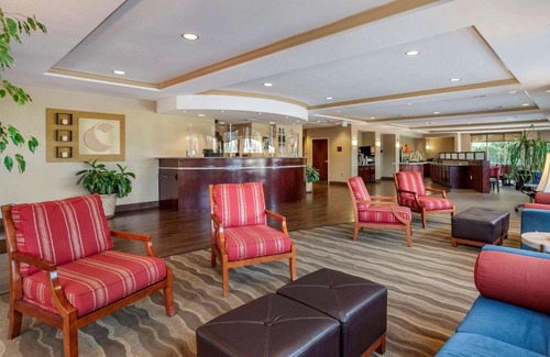 St. Martin Hotel | Enjoy Ocean View Comfort at Suites Biloxi/Ocean Springs