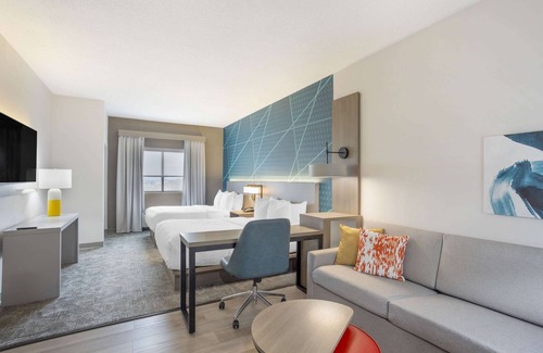 Bloomsburg Hotel | Comfort Suites Bloomsburg: Family-Friendly with Pool Access