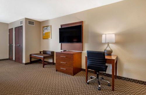 Broomfield Hotel | Discover Comfort Suites Broomfield-Boulder with Ocean Views
