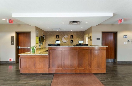 Carlsbad Hotel | Discover Comfort Suites Carlsbad: Family-Friendly Amenities