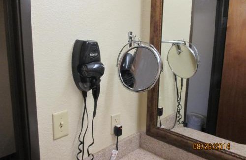 Columbia Hotel | Discover Comfort Suites Columbia - Ideal for Families & Fun