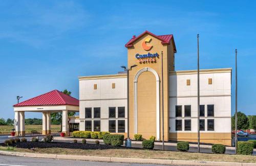 Hagerstown Hotel | Comfort Suites: Family-Friendly Stays with Pet Access