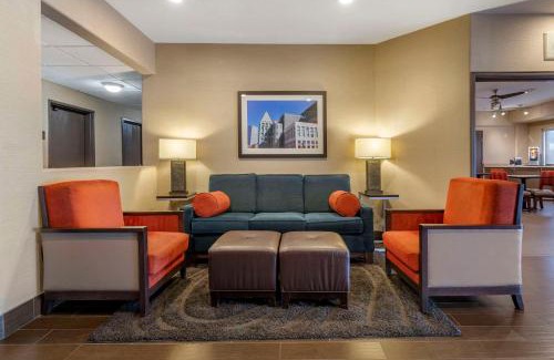 Highlands Ranch Hotel | Pet-Friendly Comfort Suites Highlands Ranch near Denver Tech