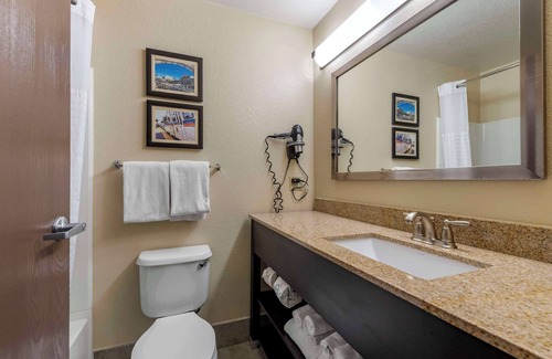 Highlands Ranch Hotel | Comfort Suites Highlands Ranch: Guest Rated 8.8/10 with Spa