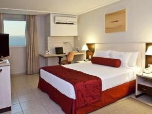 Cavaleiros Hotel | Pet-Friendly Comfort Suites Macaé with Oceanfront Views