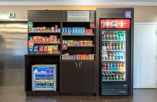 Moosic Hotel | Inviting Comfort Suites Scranton near Montage Mountain
