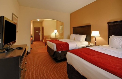 Shreveport Hotel | Inviting Comfort Suites Shreveport West I-20 with Pool & Breakfast