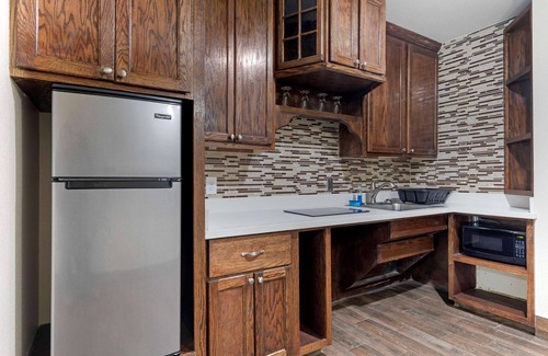 Claiborne Hotel | Convenient Comfort Suites West Monroe near Expo Center