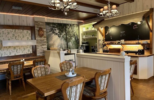 Echternacherbruck Bed & Breakfast | Comfortable Ocean View Room with Breakfast at Zum Golfstübchen