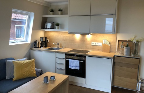 Juist Apartment | Idyllic Vacation Apartment with Oceanfront View & Balcony