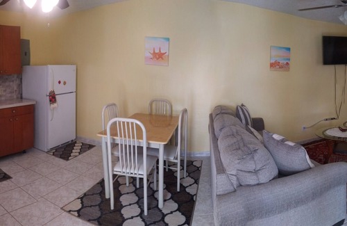 Whitby Apartment | Ideal Comfort Villa Suite in Whitby North Caicos