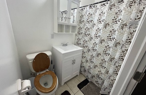 Northridge Apartment | Cozy 1-Bed Apartment in Dayton - Pet & Child Friendly