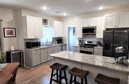 Central Oklahoma City House | Pet-Friendly 3-Bedroom House in Oklahoma City - Rated 10/10