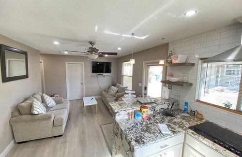 Fresno House | Cozy 3 Bedroom Home with Pool in Family-Friendly Area