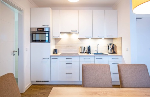 Boergerende-Rethwisch Apartment | Cozy 3-Room Apartment with Sea View, Steps from the Beach