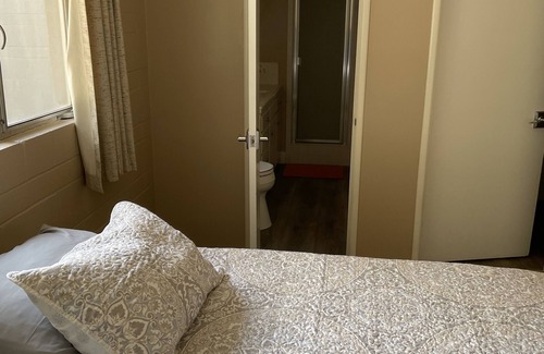 Modesto Other | Cozy Country Home with Spa & Hot Tub - Near Hwy 99