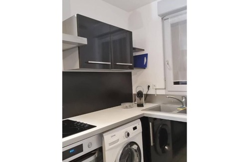 Craponne Apartment | Exceptional 45m2 Apartment: Perfect for Pets & Families