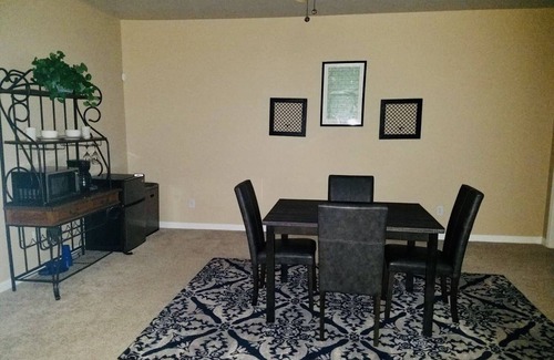 Peachtree Corners House | Tranquil Daylight Basement Apartment with Pool Access