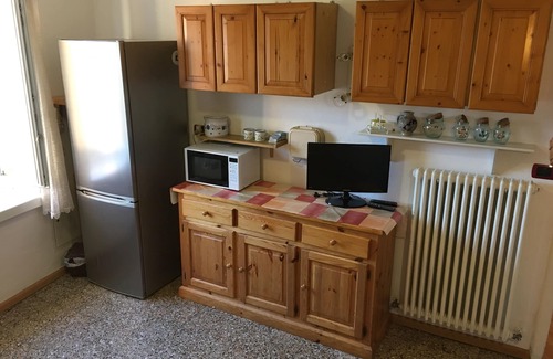 Predaia Apartment | Cozy Family Retreat with Spa and Kitchen Amenities