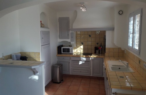 Seguret House | Inviting Villa with Pool at the Heart of Séguret Village