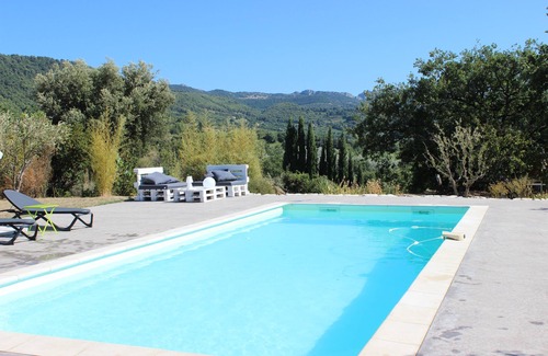 Seguret House | Inviting Villa with Pool at the Heart of Séguret Village